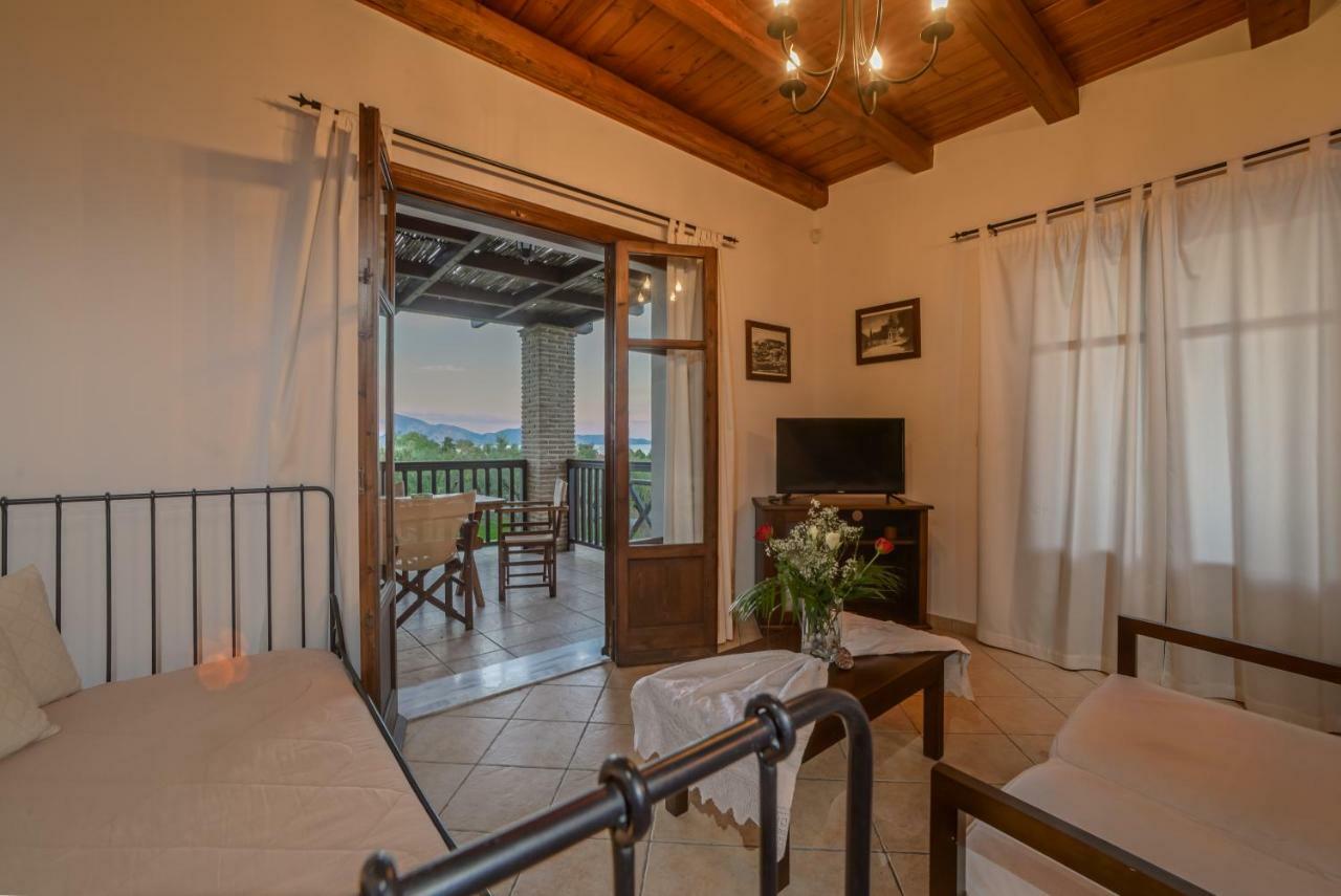Anna Apartments Lithakia  ภายนอก รูปภาพ