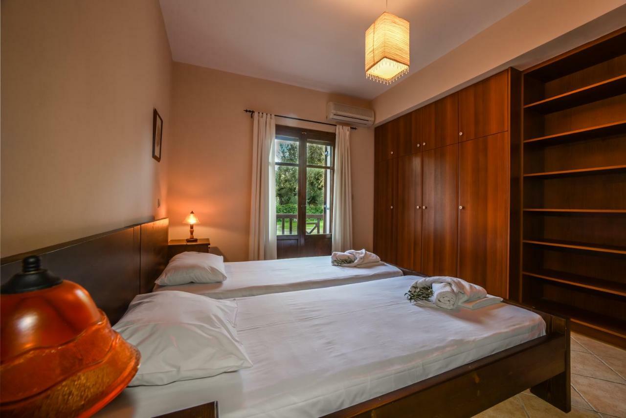 Anna Apartments Lithakia  ภายนอก รูปภาพ